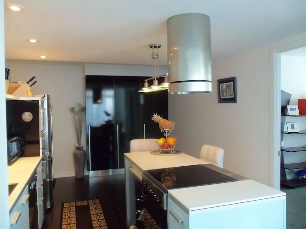 Boutique Harbourfront Condos Toronto 3*,  Kanada